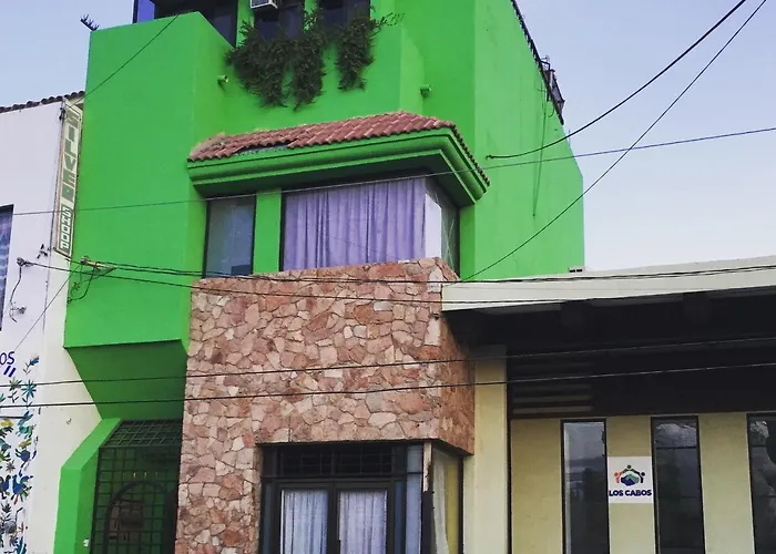 Bajas Cactus Hostel *